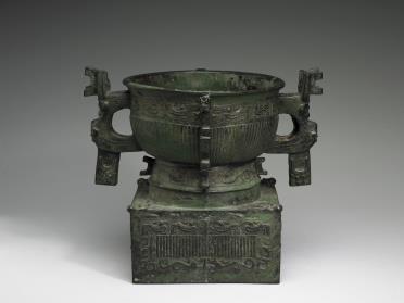 图片[2]-Gui food container on a square base with phoenix pattern, early Western Zhou period, c. 11th-10th century BCE-China Archive
